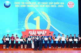 Trao giải Cuộc thi KHKT cấp quốc gia học sinh trung học năm học 2023-2024