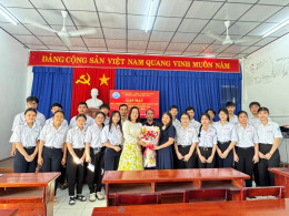 Trường THPT Phan Bội Châu (Cam Ranh – Khánh Hòa): Đổi mới, sáng tạo, thi đua lập thành tích chào mừng 50 năm thành lập trường